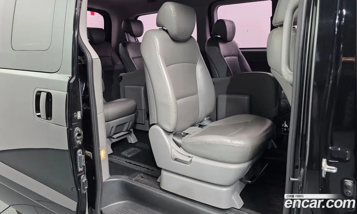 Hyundai Starex 2017 2.5 АКПП, фото 17