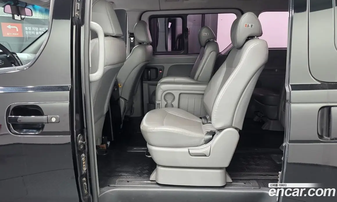 Hyundai Starex 2017 2.5 АКПП, фото 18