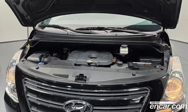 Hyundai Starex 2017 2.5 АКПП, миниатюра 6