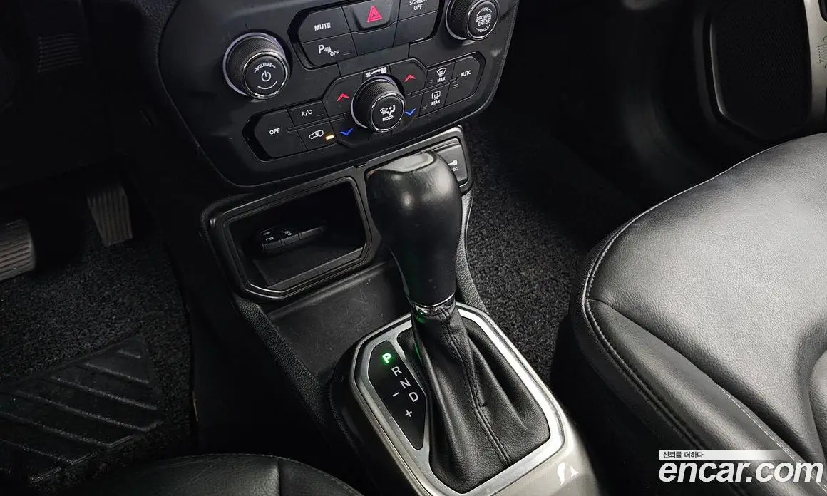 Jeep Renegade 2019 2.4 АКПП, фото 9