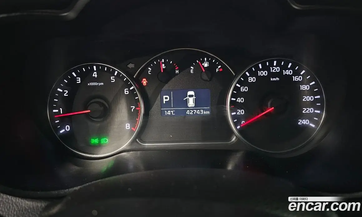 Kia Carens 2014 2.0 АКПП, фото 11