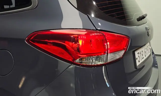 Kia Carens 2014 2.0 АКПП, миниатюра 9