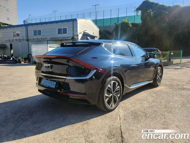 Kia EV6 2022 0.3 АКПП, миниатюра 4 Kia EV6 2022 0.3 АКПП, миниатюра 4