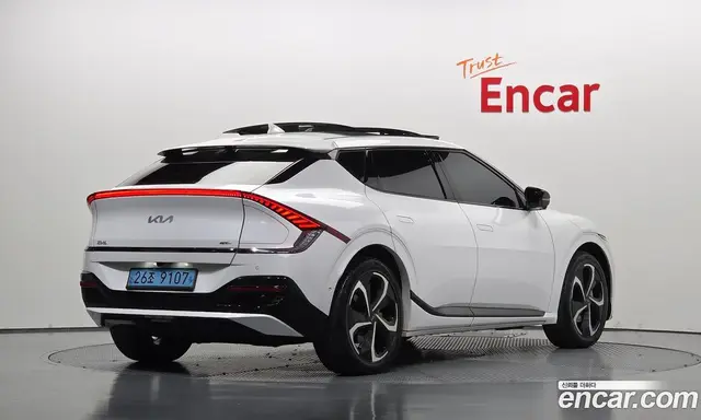 Kia EV6, 2022, 128 942 км