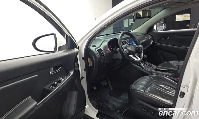 Kia Sportage 2010 2.0 АКПП, миниатюра 10 Kia Sportage 2010 2.0 АКПП, миниатюра 10
