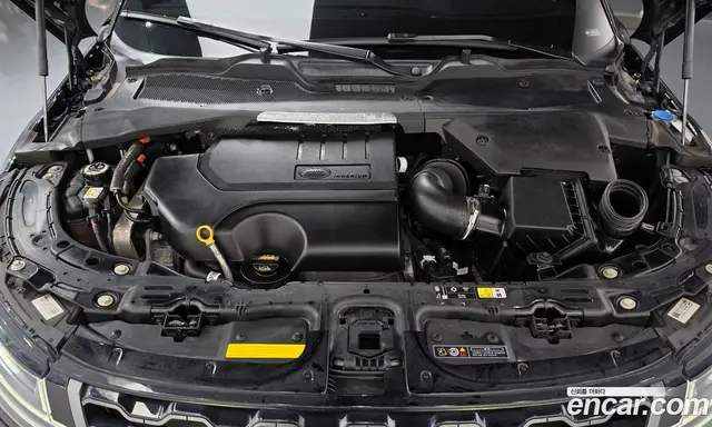 Land Rover Range Rover Evoque 2023 2.0 АКПП, миниатюра 6