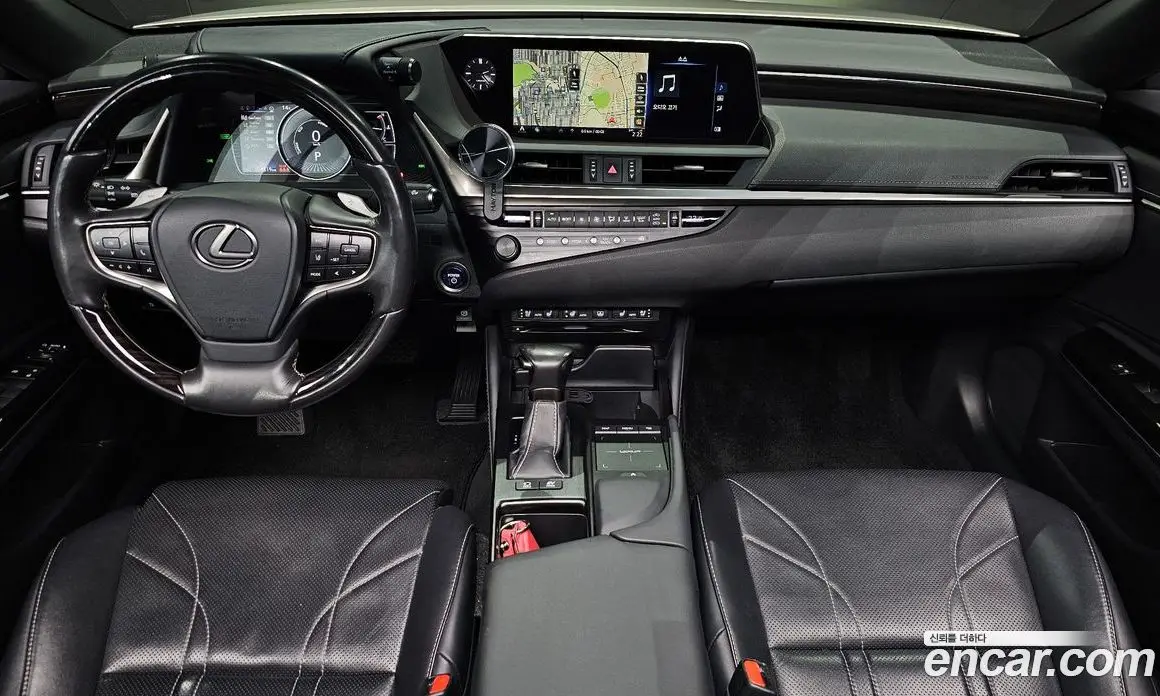 Lexus ES 2018 2.5 АКПП, фото 10