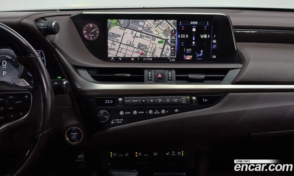 Lexus ES 2019 2.5 АКПП, фото 20