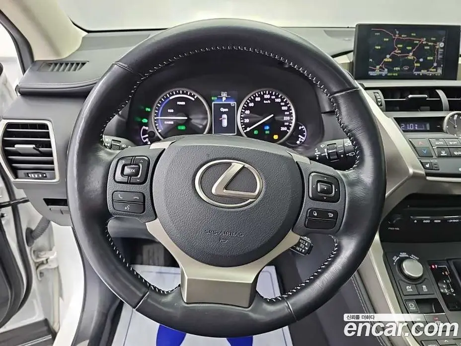 Lexus NX 2016 2.5 АКПП, фото 9