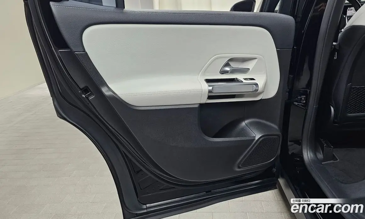 Mercedes-Benz GLB-Class 2020 2.0 АКПП, фото 14