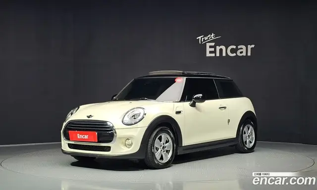 Mini Cooper, 2018, 111 216 км
