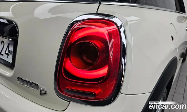 Mini Cooper 2018 1.5 АКПП, миниатюра 9