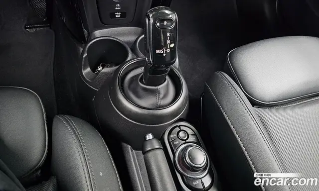 Mini Cooper 2022 1.5 АКПП, миниатюра 12