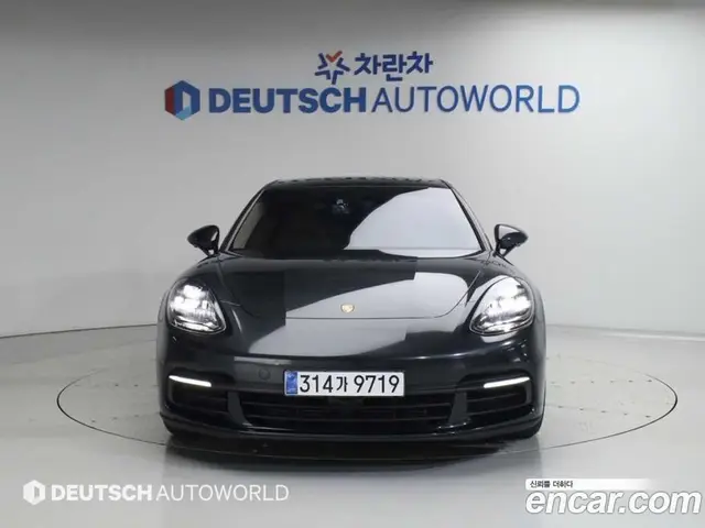 Porsche Panamera 2018 3.0 АКПП, миниатюра 3