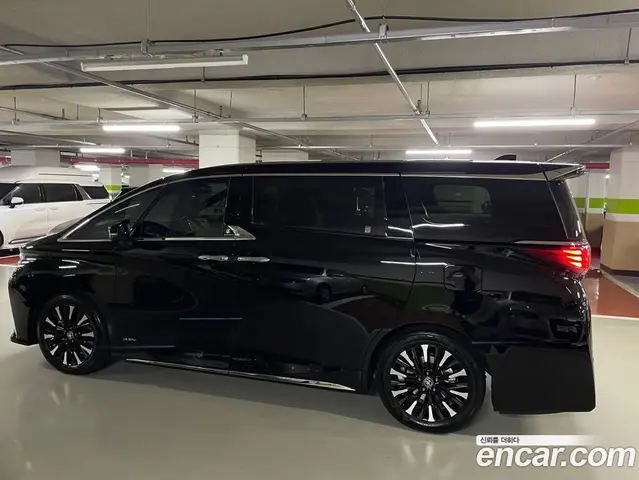 Toyota Alphard 2024 2.5 вариатор, миниатюра 2