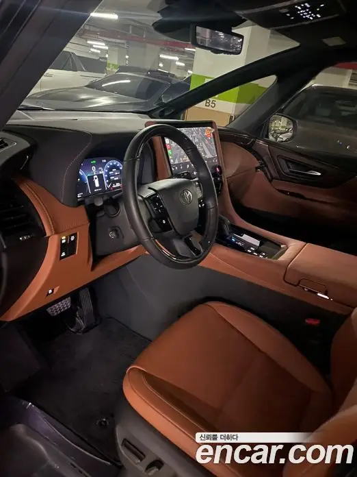 Toyota Alphard 2024 2.5 вариатор, фото 5