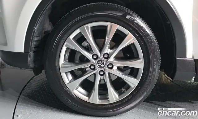 Toyota RAV4 2018 2.5 АКПП, миниатюра 5 Toyota RAV4 2018 2.5 АКПП, миниатюра 5