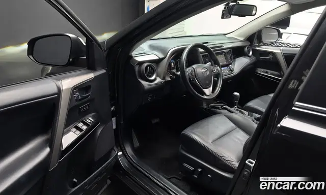 Toyota RAV4 2018 2.5 АКПП, миниатюра 10 Toyota RAV4 2018 2.5 АКПП, миниатюра 10