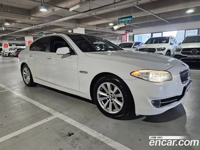BMW 5 серия 2011 2.0 АКПП, миниатюра 3