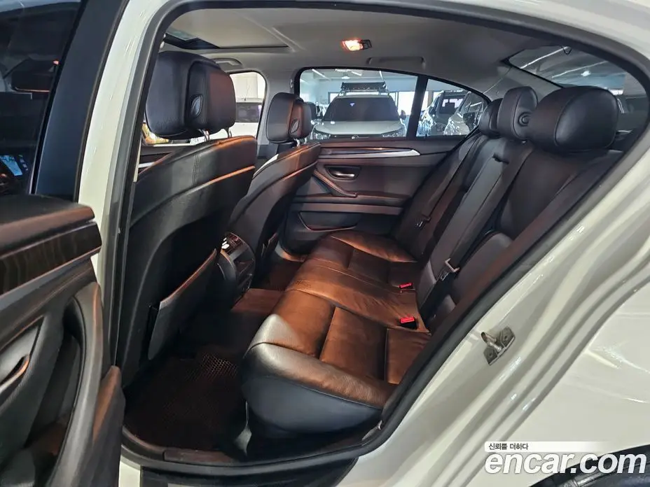 BMW 5 серия 2011 2.0 АКПП, фото 10