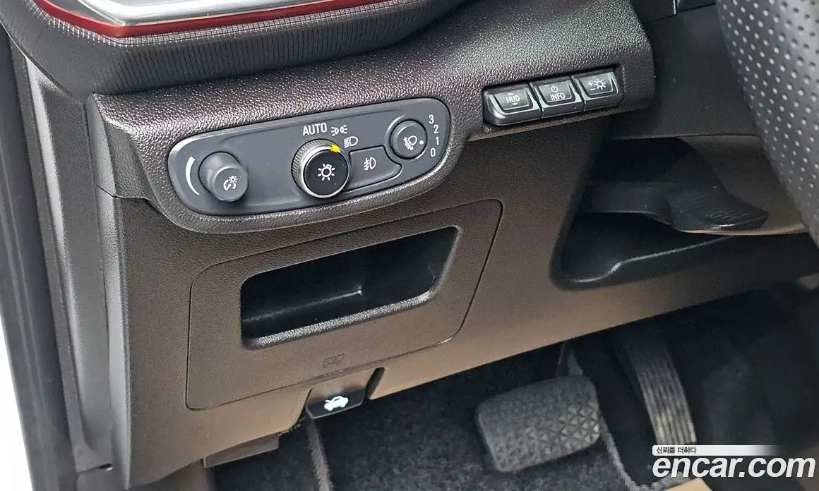 Chevrolet TrailBlazer 2021 1.3 АКПП, фото 12