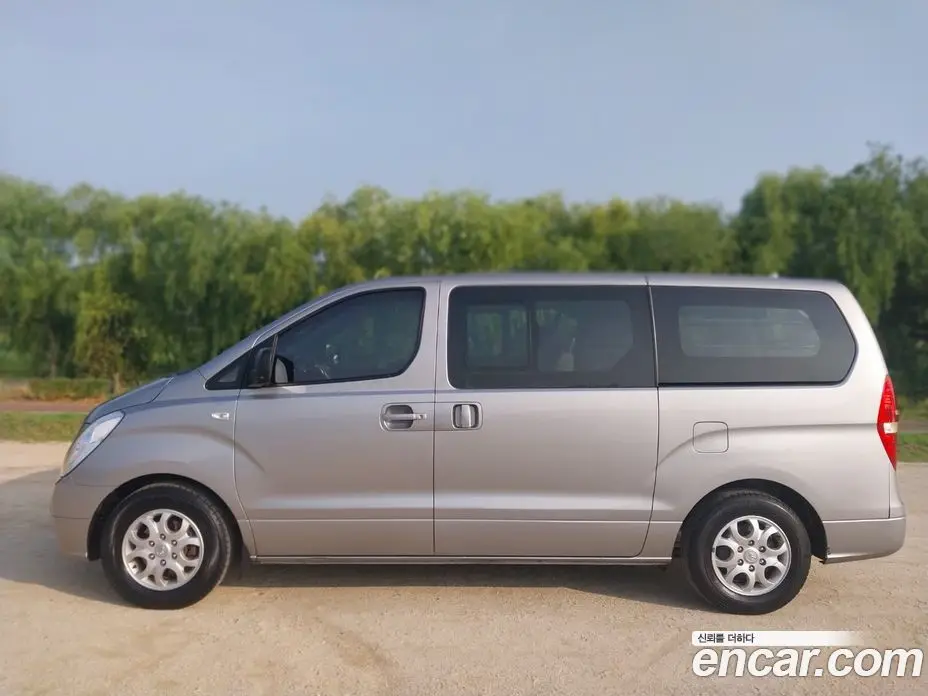 Hyundai Starex 2010 2.5 АКПП, фото 8 Hyundai Starex 2010 2.5 АКПП, фото 8