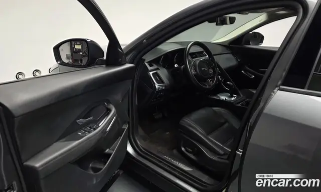Jaguar E-Pace 2019 2.0 АКПП, миниатюра 12