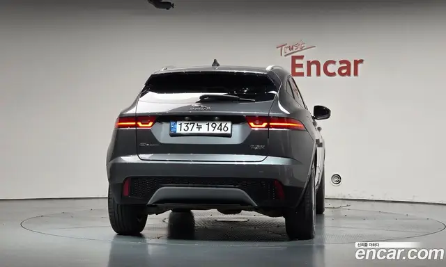 Jaguar E-Pace 2019 2.0 АКПП, миниатюра 3 Jaguar E-Pace 2019 2.0 АКПП, миниатюра 3