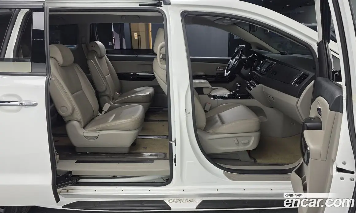 Kia Carnival 2018 2.2 АКПП, фото 18 Kia Carnival 2018 2.2 АКПП, фото 18