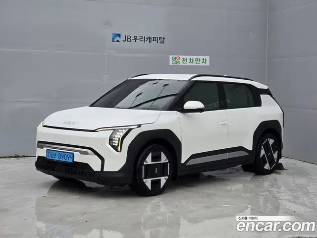 Kia EV3, 2025, 25 497 км