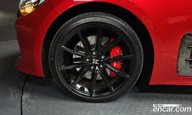 Kia Stinger 2019 3.3 АКПП, миниатюра 4 Kia Stinger 2019 3.3 АКПП, миниатюра 4