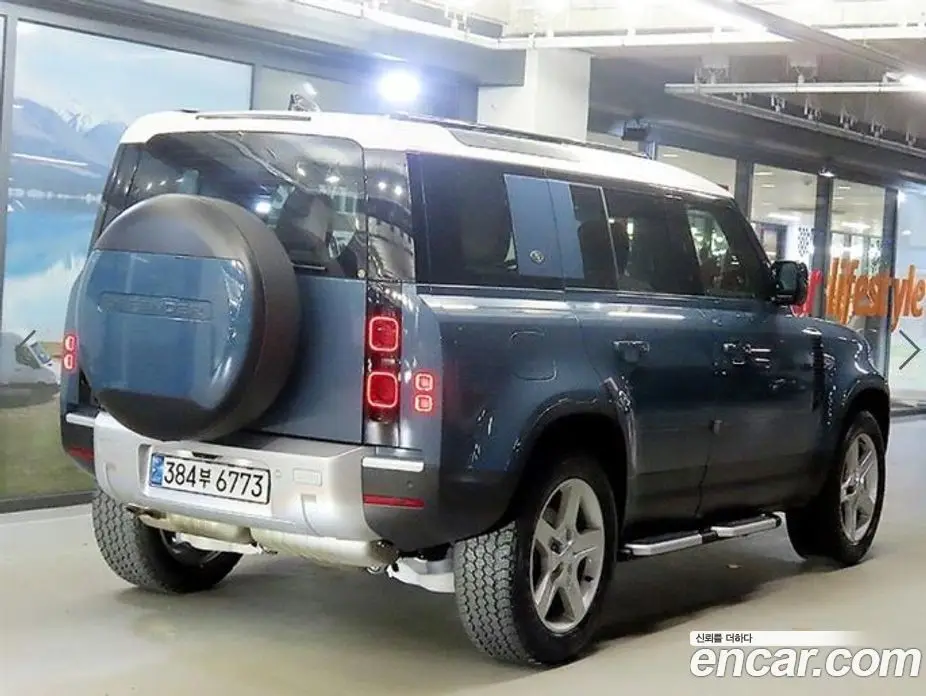 Land Rover Defender 2024 3.0 АКПП, фото 3