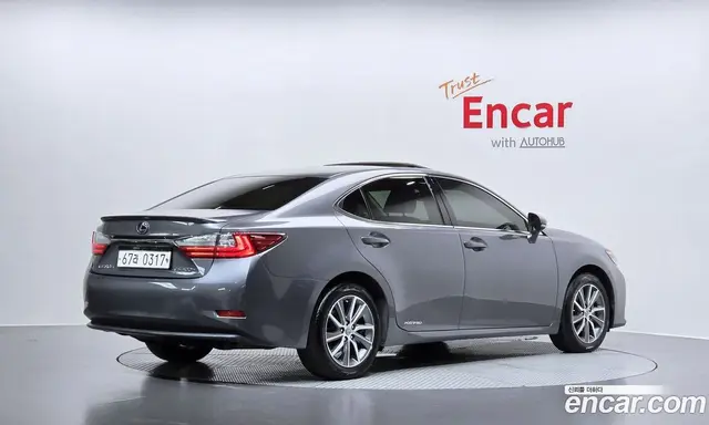 Lexus ES, 2016, 129 712 км