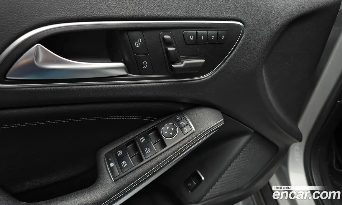 Mercedes-Benz GLA-Class 2016 2.1 АКПП, фото 17