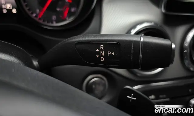 Mercedes-Benz GLA-Class 2016 2.1 АКПП, миниатюра 9