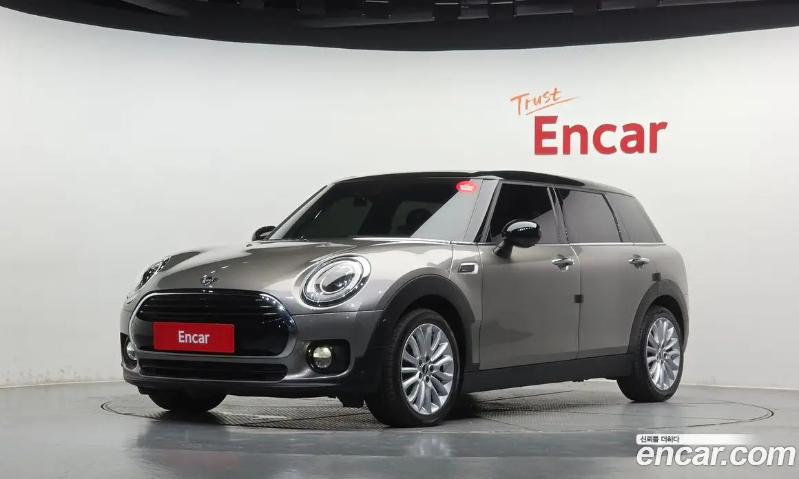 Mini Clubman 2019 2.0 АКПП, фото 1 Mini Clubman 2019 2.0 АКПП, фото 1