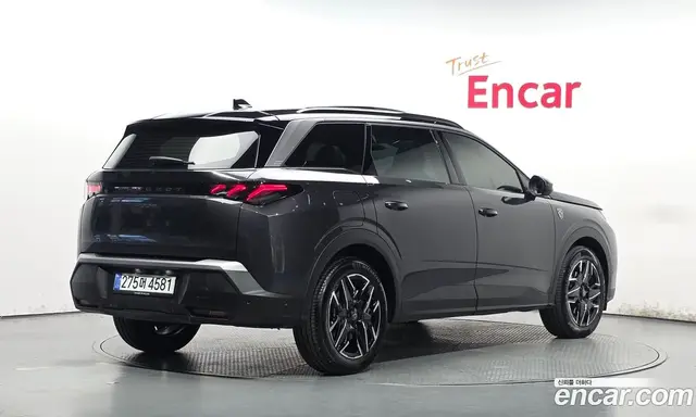 Peugeot 5008, 2026, 7 428 км