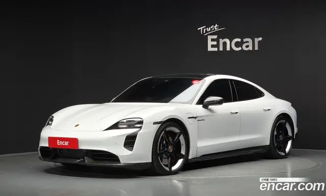 Porsche Taycan, 2023, 79 981 км