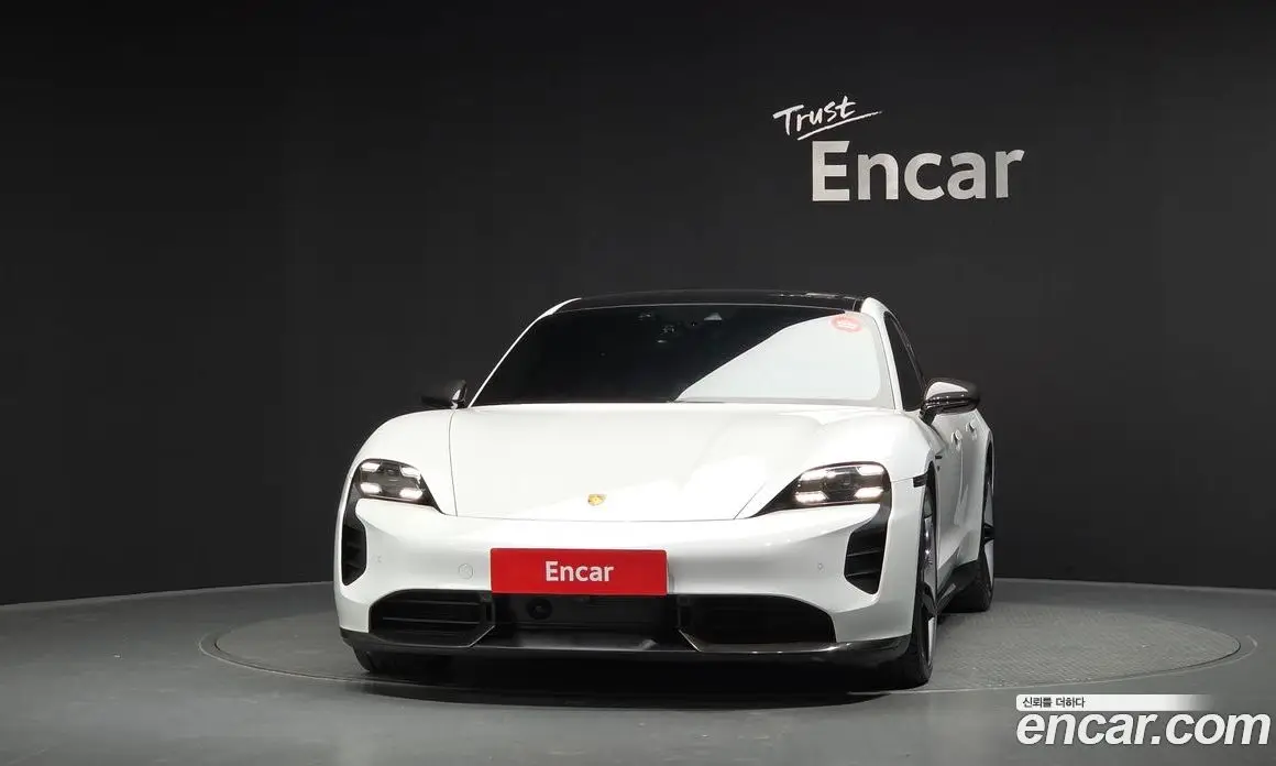Porsche Taycan 2023 0.1 АКПП, фото 3