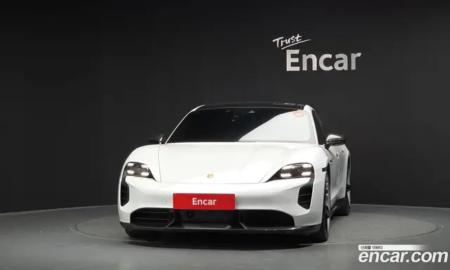 Porsche Taycan 2023 0.1 АКПП, миниатюра 3
