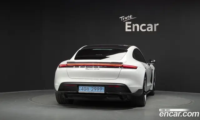 Porsche Taycan 2023 0.1 АКПП, миниатюра 4