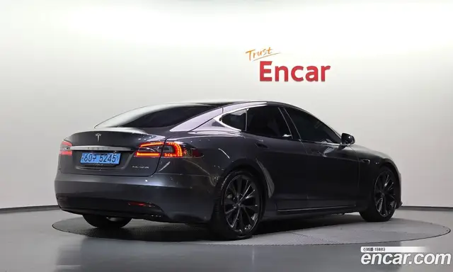 Tesla Model S, 2020, 97 446 км