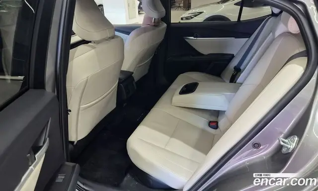 Toyota Camry 2025 2.5 вариатор, миниатюра 11