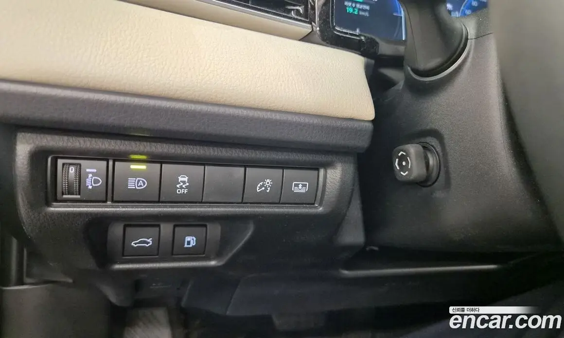 Toyota Camry 2025 2.5 вариатор, фото 16