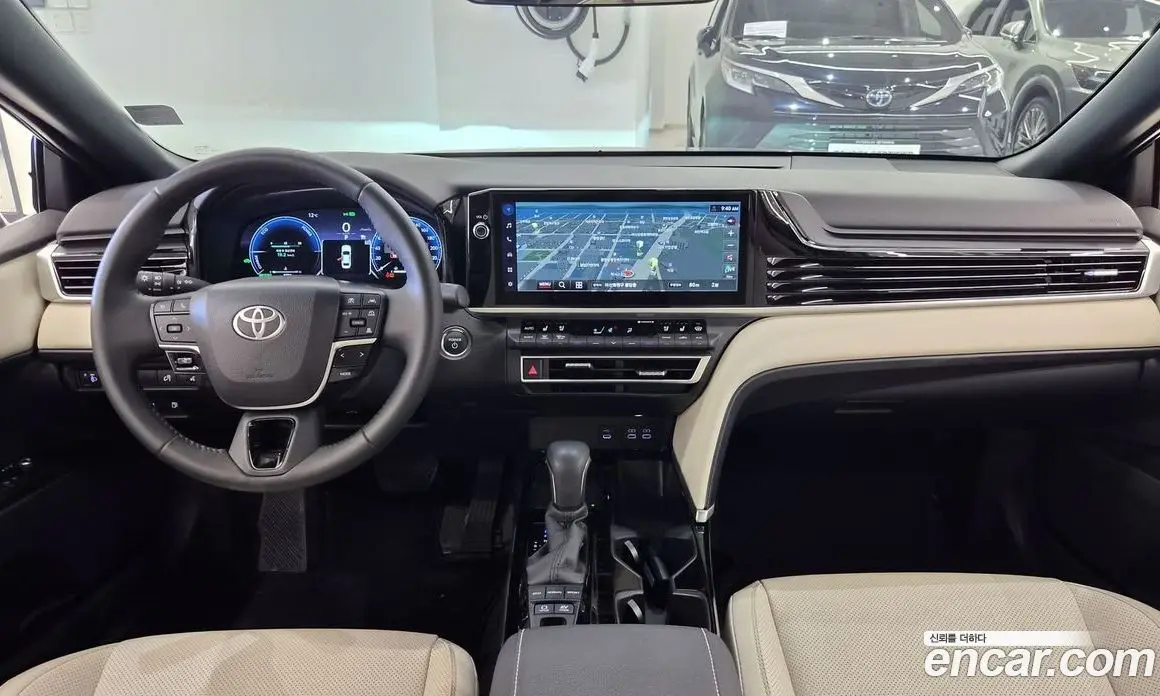 Toyota Camry 2025 2.5 вариатор, фото 7
