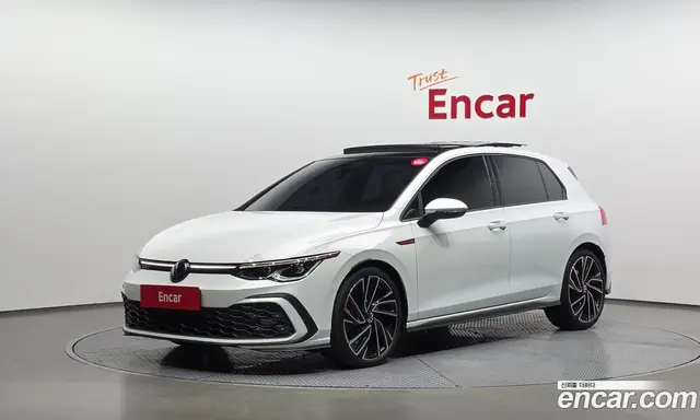 Volkswagen Golf, 2024, 20 371 км