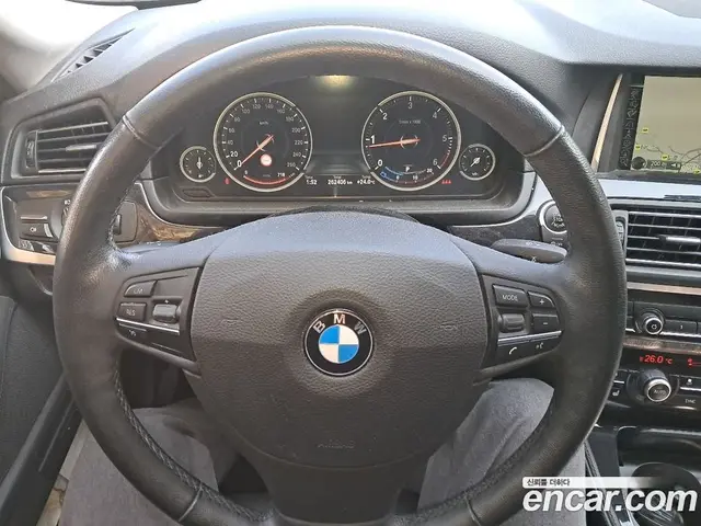 BMW 5 серия 2013 2.0 АКПП, миниатюра 9