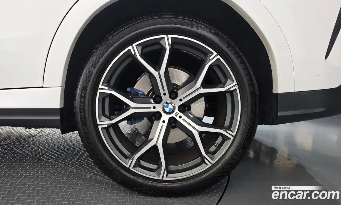 BMW X6 2022 3.0 АКПП, фото 7