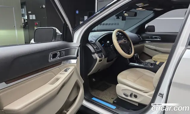 Ford Explorer 2018 2.3 АКПП, миниатюра 10