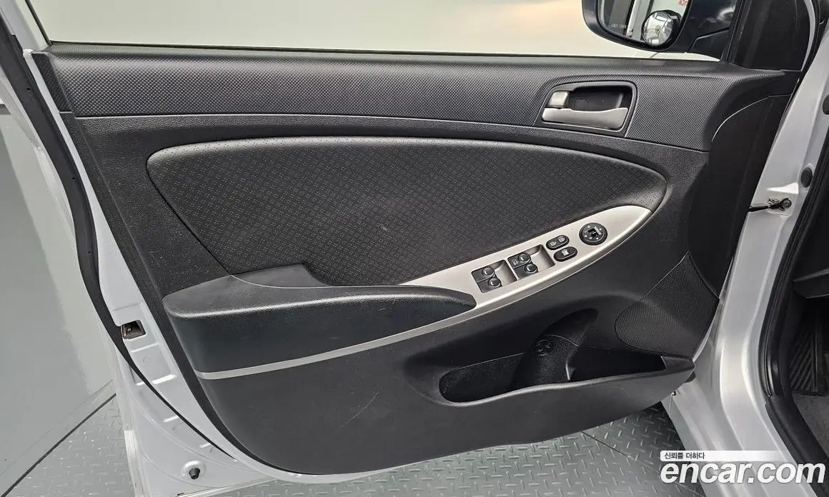 Hyundai Accent 2015 1.6 АКПП, фото 14